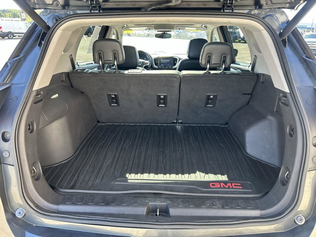 Used 2019 GMC Terrain SLT AWD/4WD image 19