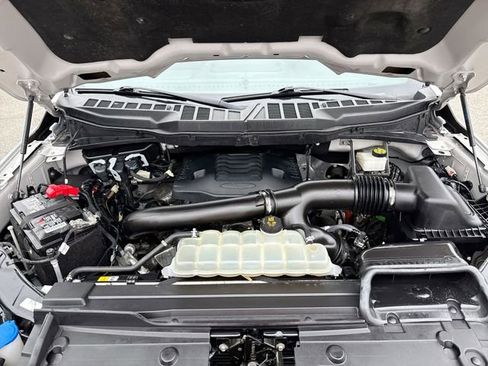 Certified 2022 Ford F150 XLT w/ Equipment Group 302A High image 10