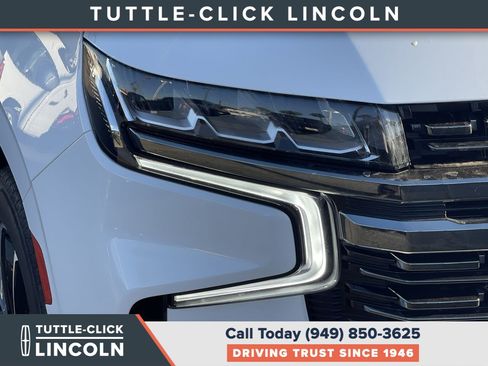 Used 2022 Chevrolet Tahoe RST w/ Luxury Package AWD/4WD image 7