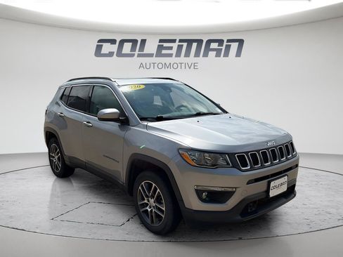 Used 2020 Jeep Compass Latitude AWD/4WD image 25