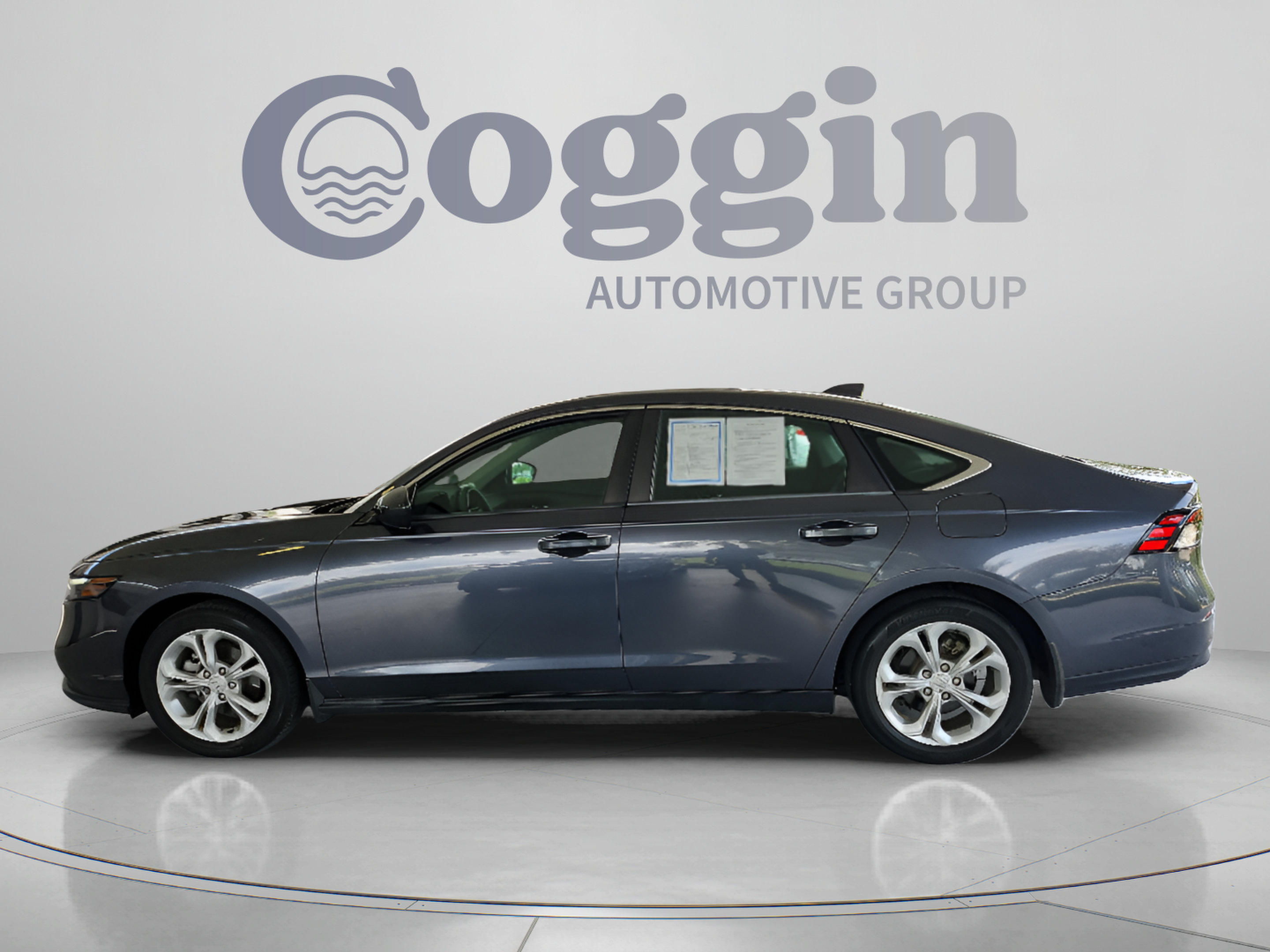 Used 2023 Honda Accord LX image 2