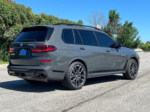 Used 2026 BMW X7 M60i AWD/4WD image 7