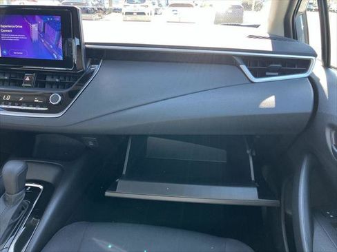 Certified 2025 Toyota Corolla LE image 15