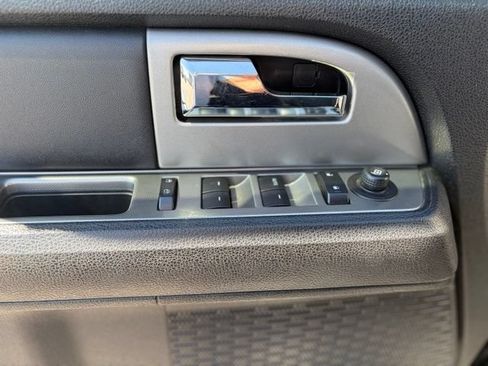 Used 2016 Ford Expedition EL XLT w/ Equipment Group 202A AWD/4WD image 19