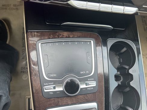 Used 2017 Audi Q7 3.0T Premium Plus w/ Premium Plus Package image 29