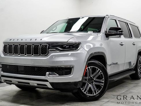 Used 2024 Jeep Wagoneer L Series II AWD/4WD image 1
