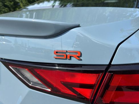 Used 2025 Nissan Sentra SR w/ SR Premium Package FWD image 33