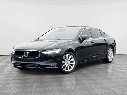 Used 2018 Volvo S90 T6 Momentum w/ Convenience Package