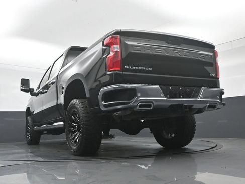 Used 2020 Chevrolet Silverado 1500 LTZ w/ LTZ Plus Package AWD/4WD image 70