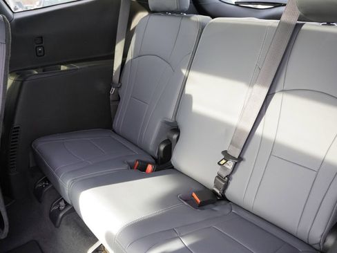 Certified 2023 Buick Enclave Essence w/ Experience Buick Package image 16