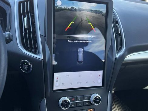 Certified 2022 Ford Edge SEL w/ Convenience Package image 23