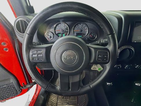 Used 2018 Jeep Wrangler Unlimited Sport S AWD/4WD image 14