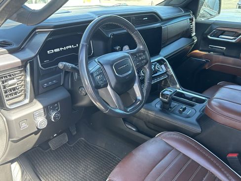 Used 2023 GMC Sierra 1500 Denali Ultimate AWD/4WD image 12
