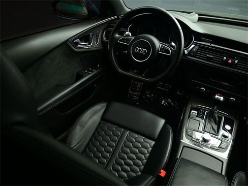 Used 2016 Audi RS 7 Prestige image 23