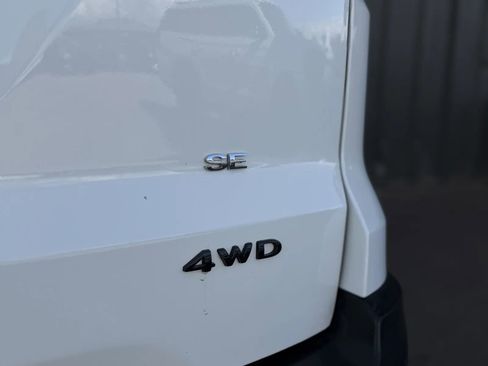 Used 2021 Ford EcoSport SE w/ SE Convenience Package image 49