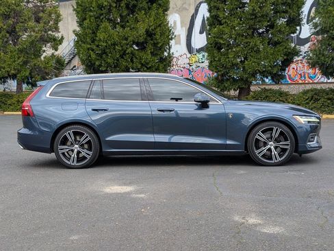 Used 2019 Volvo V60 T6 Inscription AWD/4WD image 8