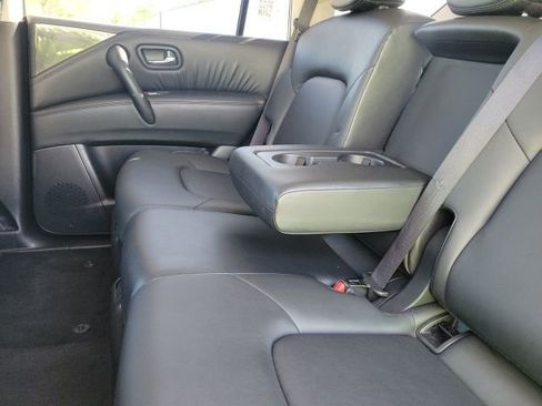 Used 2024 Nissan Armada SV AWD/4WD image 18