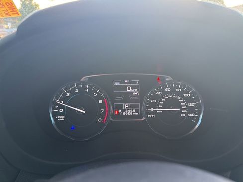 Used 2018 Subaru Forester 2.5i Touring w/ Popular Package #2 AWD/4WD image 6