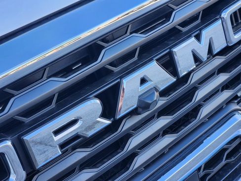 New 2026 RAM 2500 Big Horn AWD/4WD image 7