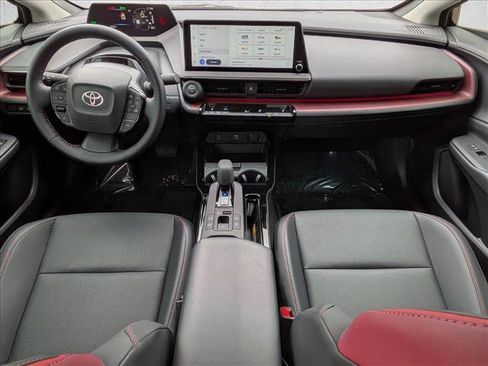 Used 2026 Toyota Prius Plug-In Hybrid FWD image 16