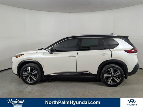 Used 2023 Nissan Rogue Platinum w/ Platinum Premium Package image 6