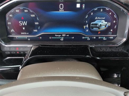 Certified 2022 Chevrolet Silverado 1500 LT Trail Boss w/ LT Trail Boss Premium Package image 11