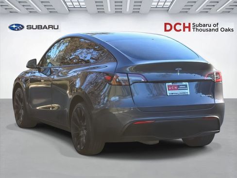 Used 2022 Tesla Model Y Long Range image 6