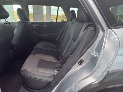 Used 2024 Subaru Outback Onyx Edition AWD/4WD image 17