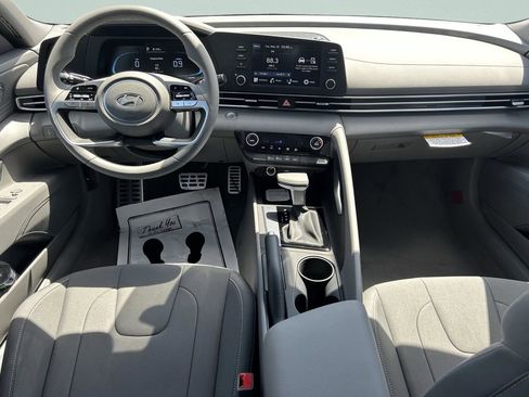 New 2026 Hyundai Elantra Sport FWD image 15