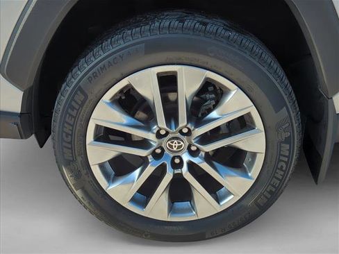 Used 2024 Toyota RAV4 XLE Premium image 6