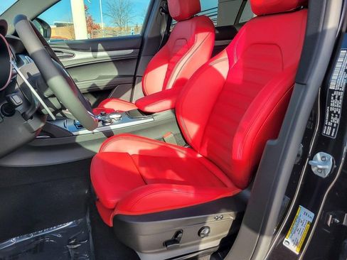 New 2025 Alfa Romeo Stelvio Sprint w/ Veloce Package image 8