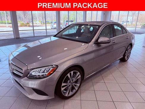 Used 2019 Mercedes-Benz C 300 Sedan image 3