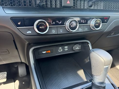 Used 2024 Honda CR-V EX image 18