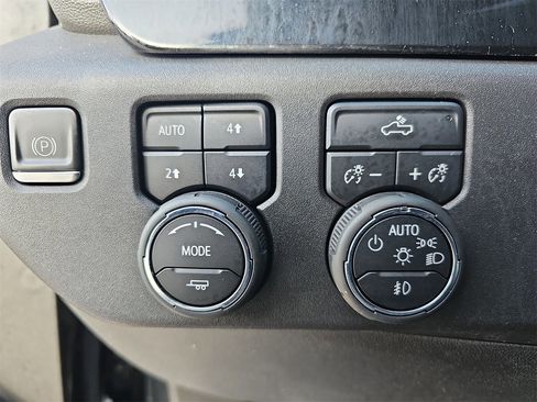 Certified 2023 Chevrolet Silverado 1500 LT Trail Boss w/ Protection Package image 25