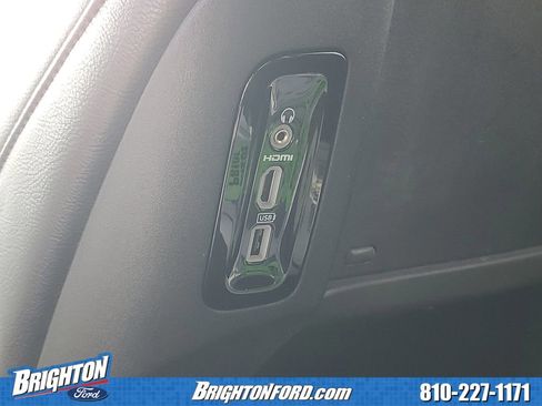 Used 2021 Chrysler Pacifica Touring-L w/ Uconnect Theater Family Group image 14