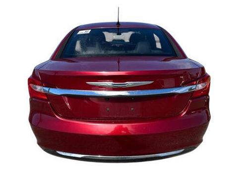 Used 2013 Chrysler 200 Touring FWD image 4