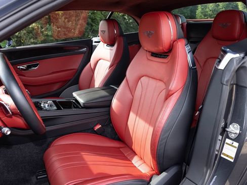 Certified 2023 Bentley Continental GT V8 AWD/4WD image 27