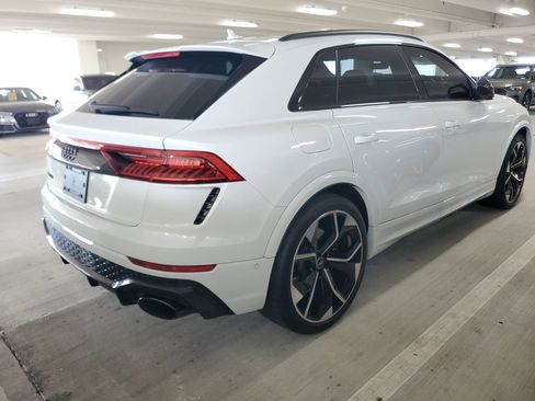 Used 2024 Audi RS Q8 AWD/4WD image 3
