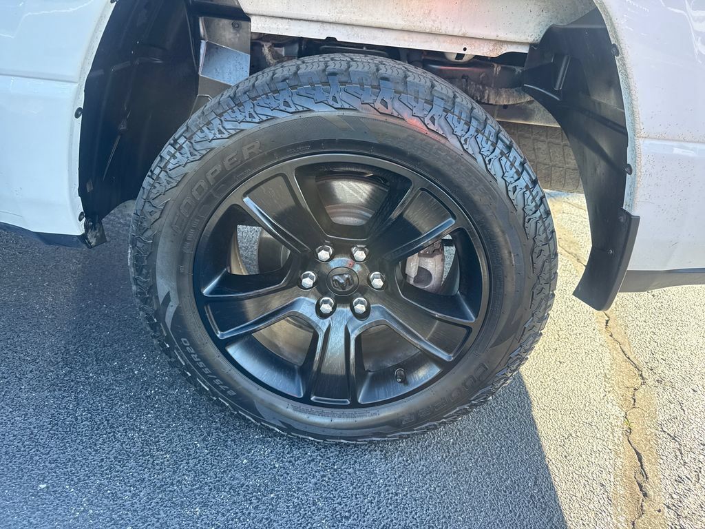 Used 2023 RAM 1500 Big Horn AWD/4WD image 16