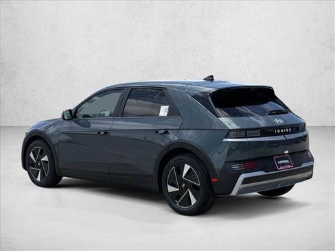 New 2026 Hyundai Ioniq 5 SEL RWD image 8