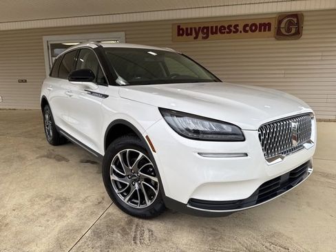 Used 2022 Lincoln Corsair AWD w/ Equipment Group 101A image 2