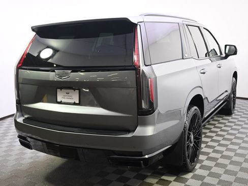 Used 2024 Cadillac Escalade Sport Platinum w/ LPO, ONYX Package AWD/4WD image 6