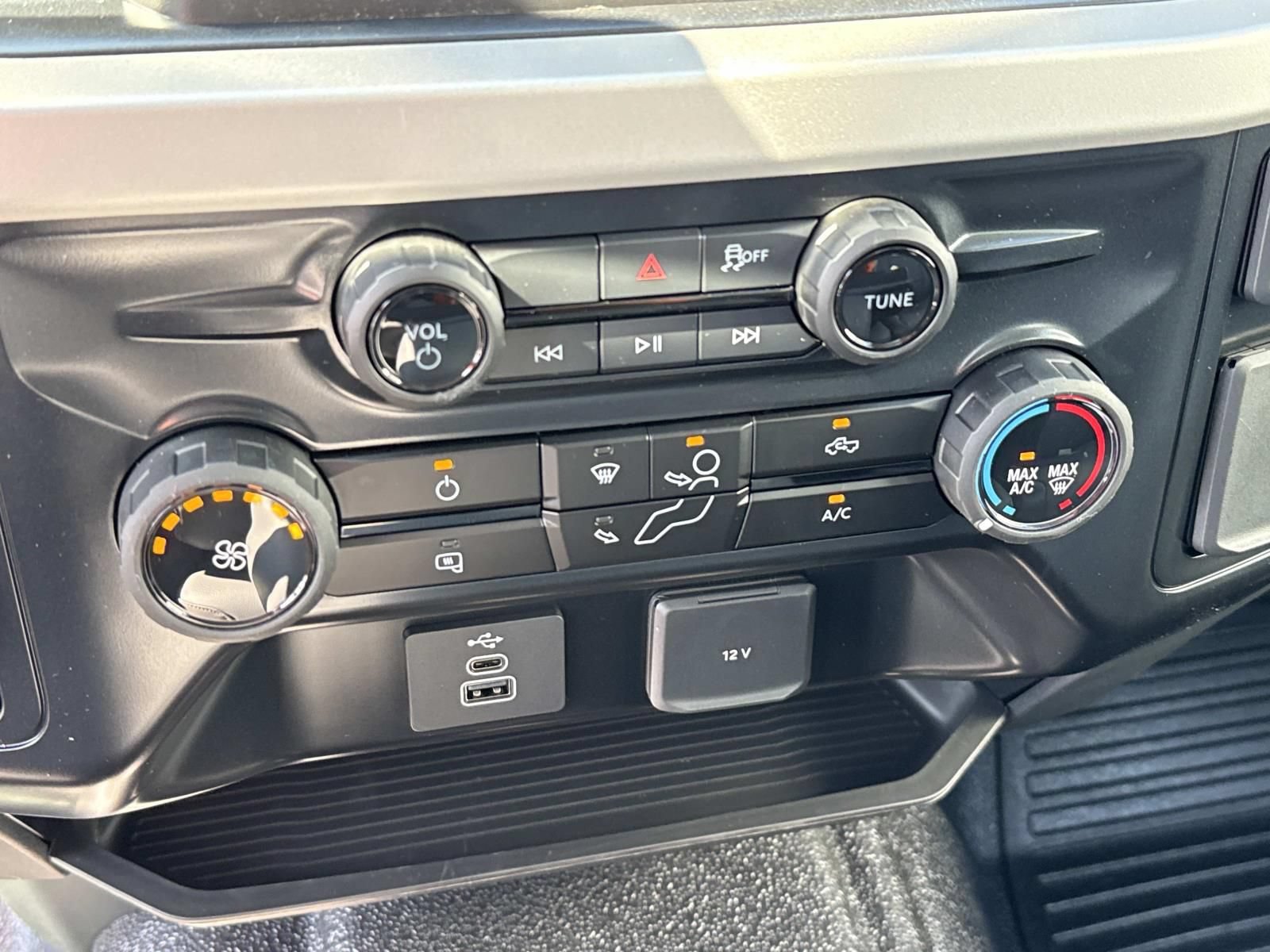 New 2026 Ford F550 4x4 SuperCab Super Duty image 15