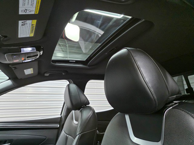 Used 2024 Hyundai Santa Cruz Limited AWD/4WD image 20
