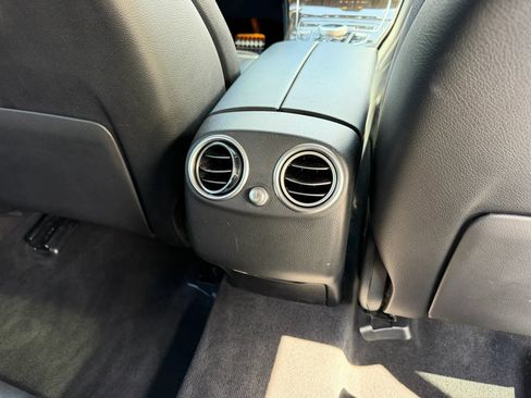 Used 2019 Mercedes-Benz GLC 300 image 18