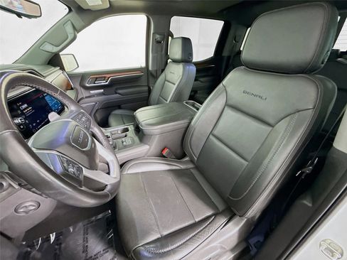 Used 2023 GMC Sierra 1500 Denali w/ Denali Reserve Package image 2