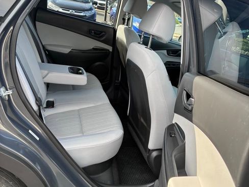 Used 2023 Hyundai Kona SEL AWD/4WD image 23