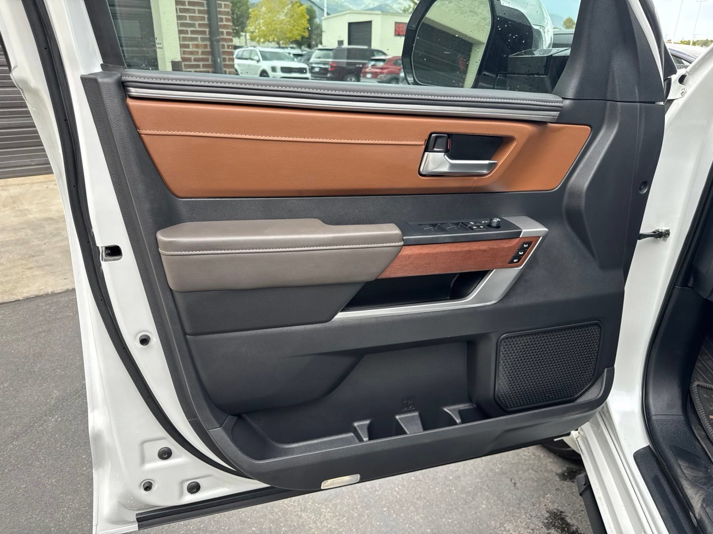 Used 2024 Toyota Tundra Limited w/ TRD Off-Road Package AWD/4WD image 18
