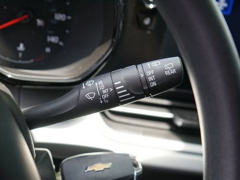 Used 2024 Chevrolet Trax LS w/ LS Convenience Package FWD image 15