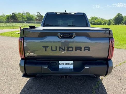 Used 2025 Toyota Tundra Limited AWD/4WD image 5